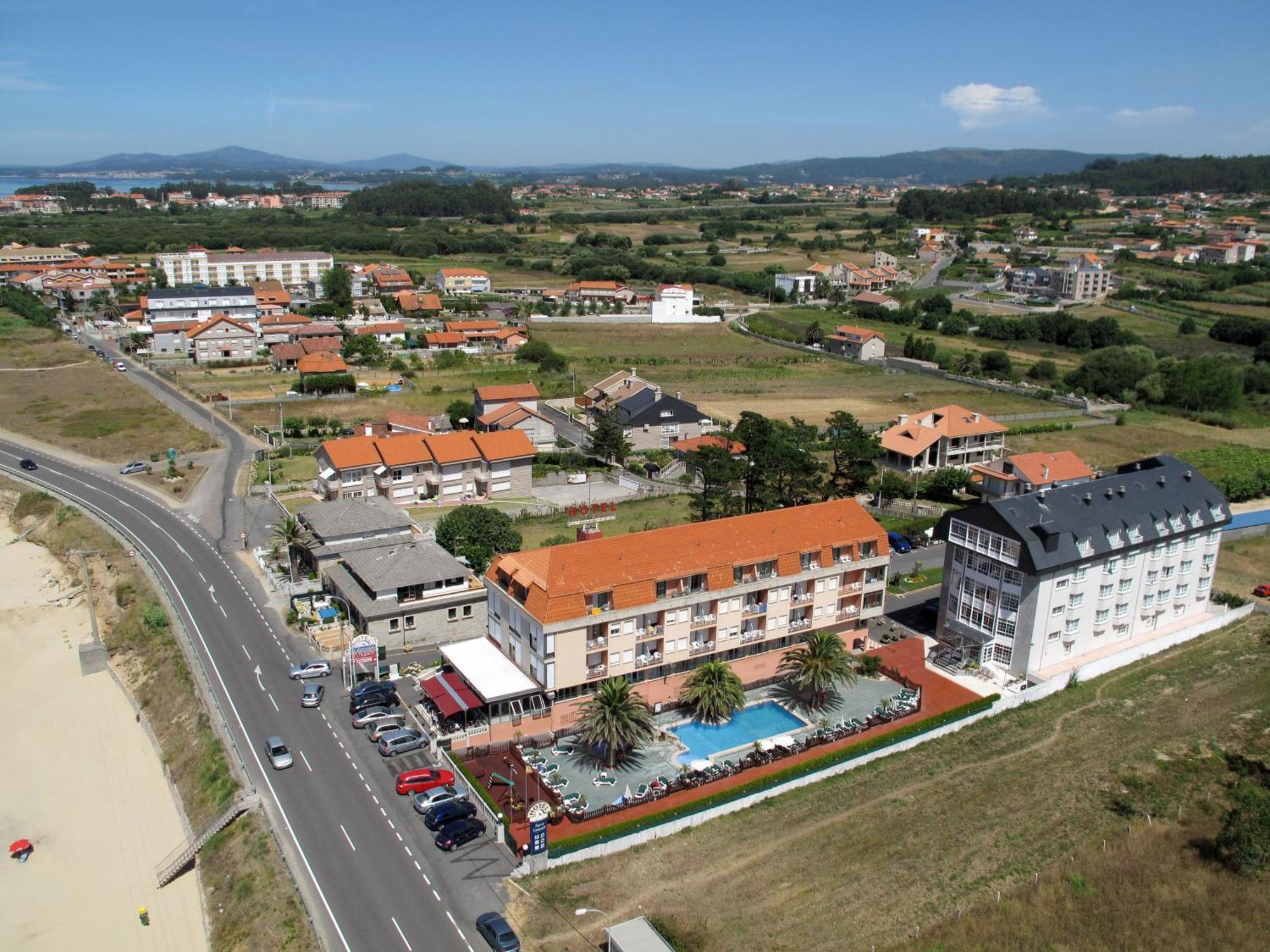 Hotel La Lanzada Playa de la Lanzada Екстер'єр фото